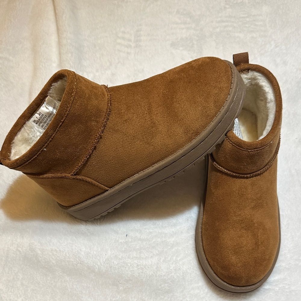 Brand new Brown Suede mini platform Ankle Boots with Sherpa lining size 1